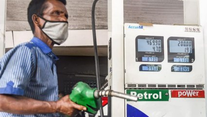 Download Video: Fuel prices hiked again, petrol crosses 100-mark in Mumbai