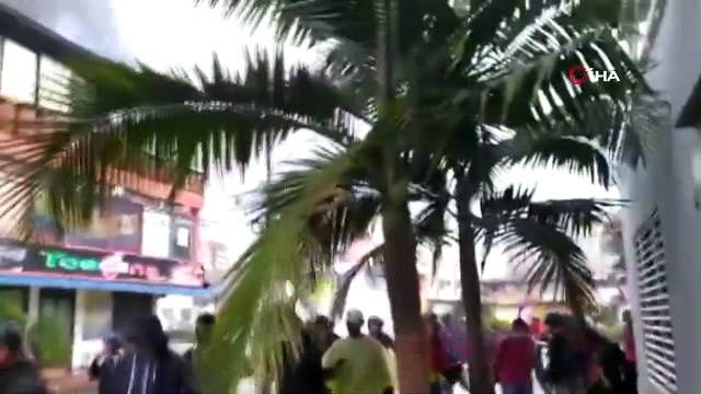 - Kolombiya'da hükümet karşıtı protestoların 1. ayında sokaklar karıştı: 4 ölü- Cali'de sokağa çıkma yasağı ilan edildi