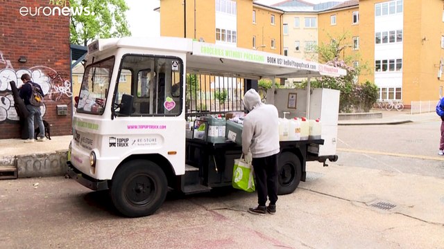 İngiliz girişimci 'geride plastik atık' bırakmadan evlere gıda ürünleri ulaştırıyor