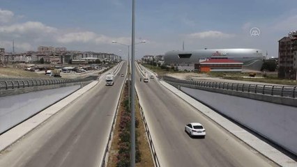 Sokağa çıkma kısıtlaması nedeniyle sessizlik hakim