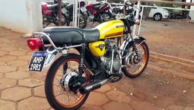Homem é detido pela PRF com moto que apresentava placa falsa