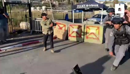 İsrail polisinden gazetecilere ve Filistinlilere saldırı