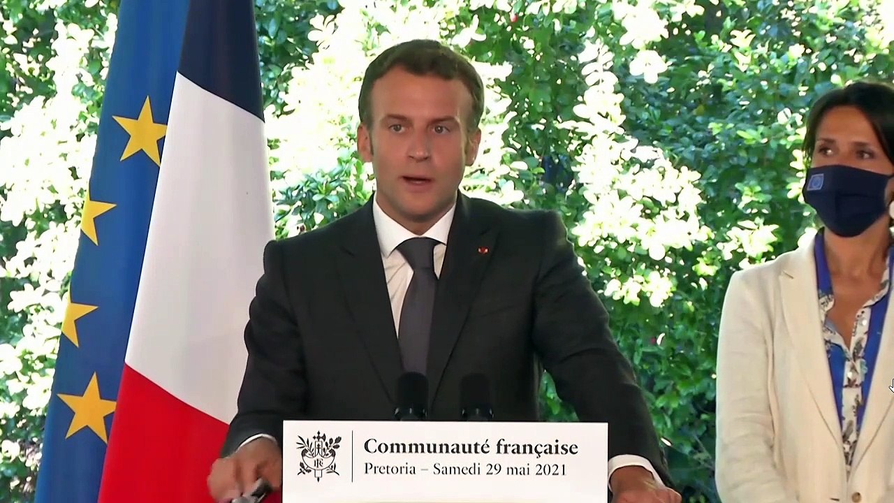 Pour Emmanuel Macron, la France a "protégé des vies en arrêtant tout"