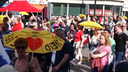 BRÜKSEL - Salgın tedbirlerine karşı gösteri düzenlendi