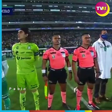 Pablo Montero sería sancionado por alterar la letra del Himno Nacional