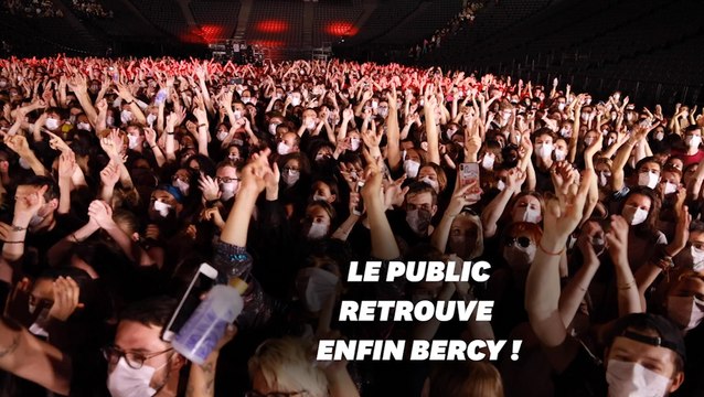 Les images du concert d'Indochine et Etienne de Crécy à Bercy