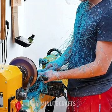 Diys And Crafts With Slime, Glitter, Wax And Epoxy Resin