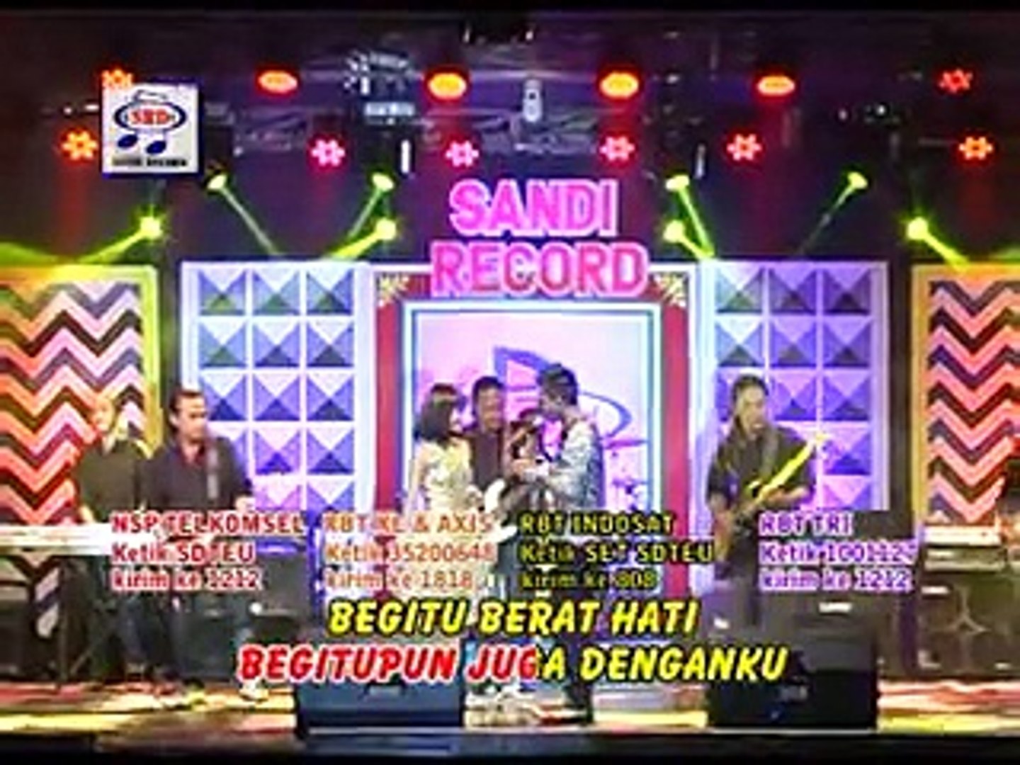 ⁣Tasya feat Gerry Mahesa - Sandaran Cinta (Official Music Video) - YouTube