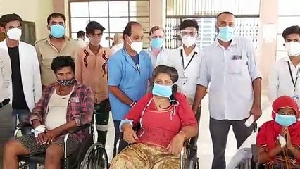 चेहरे पर खुशी, आंखों में आंसु, एमसीएच विंग के यह हैं नजारें