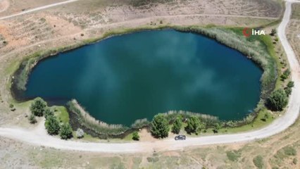 Torosların nazar boncuğu Dipsiz Göl, buz gibi suyu ve masmavi rengiyle ziyaretçilerini bekliyor