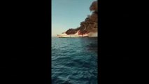 El incendio de un ferry en aguas de Indonesia obliga a rescatar a todo su pasaje
