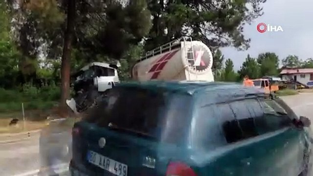 Köpeğe çarpmamak için direksiyonu kırdı, ölümden döndü