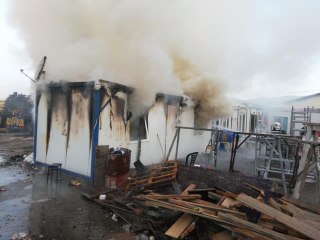 Bolu'da çıkan yangında konteyner kullanılamaz hale geldi