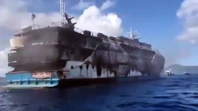Brand auf Fähre in Indonesien - fast 300 Menschen gerettet