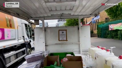 Grocery store on wheels in London for "zero waste" shopping