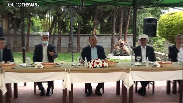 وزير خارجية تركيا يثير غضباً لدى أثينا خلال زياته اليونان.. ما هو السبب؟
