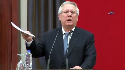 Çok ağır konuştu: 'Beni sokaktaki şerefsizler gönderemez!'