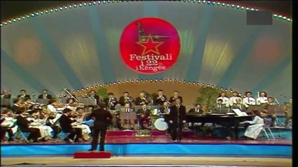 MINUTA MUZIKORE | LUAN ZHEGU - "DITET QE NA PRESIN" |  Kinematografia, Arti Skenik & Sporti