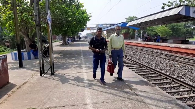 TKD WAG-9 pulled out a loaded freight car towards Barddhaman __ Indian Railway