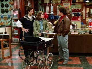 2x08 - Dos hombres y una cuna