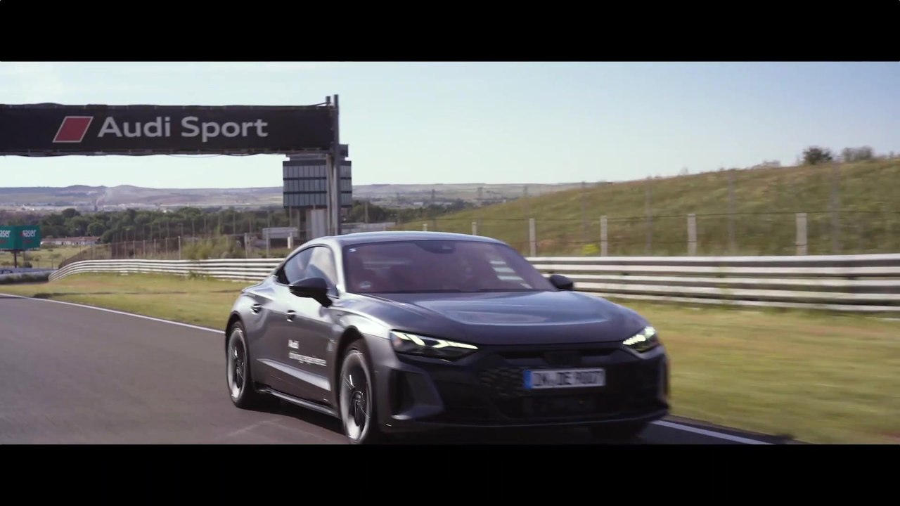 Der AUDI RS e-tron GT, Protagonist der Herausforderung 'Real Madrid e-tron GT Experience'