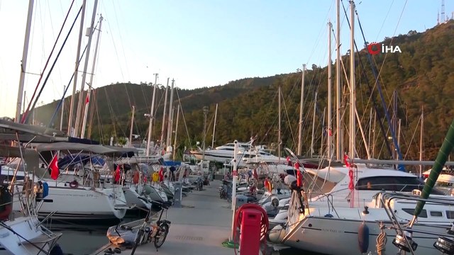 İkinci baharlarını deniz üstünde yaşıyorlar