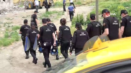 Suçluların kullandığı harabe evler yıkılıyor