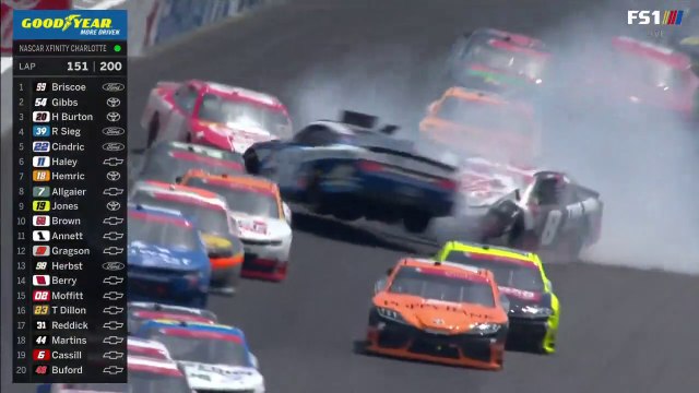Nascar Xfinity Charlotte 2021 Restart Sieg Moffitt Berry Big Crash