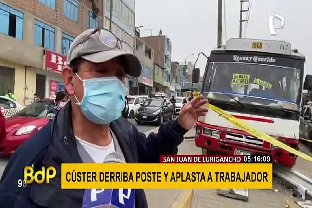 SJL: cúster que hacía carrera por ganar pasajeros derriba poste y aplasta a joven 'datero'