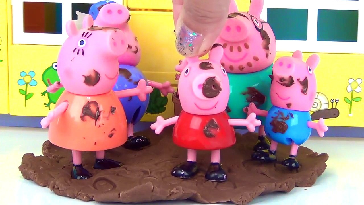 Giving Peppa Pig Family A Finger Paint Bath video Dailymotion