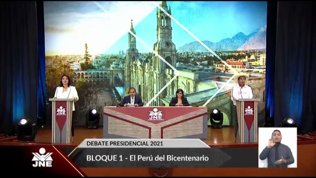 Debate en Perú: Keiko exhibe una piedra, Castillo acusa a fujimorismo de corrupción