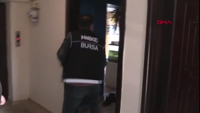 BURSA JANDARMA EKİPLERİNDEN UYUŞTURUCU OPERASYONU 5 TUTUKLAMA