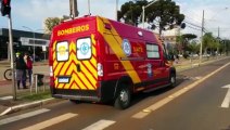 Colisão entre carro e ônibus do transporte coletivo, registrada na Av. Brasil, deixa uma mulher ferida
