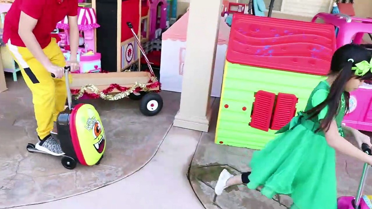 Emma pretend play clearance shopping