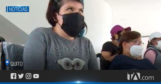 Personas con discapacidad física recibieron sillas de ruedas