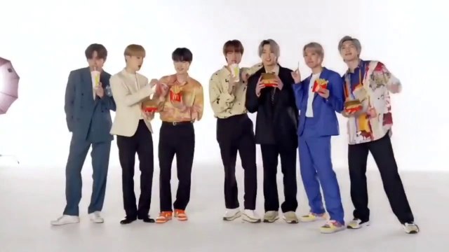 MC DONALDS BTS MEAL LUNCH PARTY!