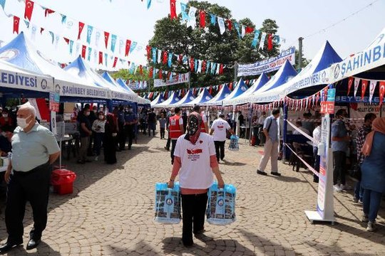 GAZİANTEP'TEN, GAZZE'YE 5 TAM DONANIMLI AMBULANS DESTEĞİ