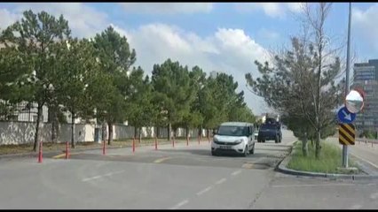 Son dakika haberi: MİT operasyonuyla yakalanarak Türkiye'ye getirilen Selahaddin Gülen Ankara Emniyet Müdürlüğüne teslim edildi