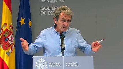 Simón: «A finales de junio o julio la mascarilla podría no ser necesaria al aire libre»