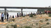 UP: Corpse buried in sand along bank begin floating in Ganga