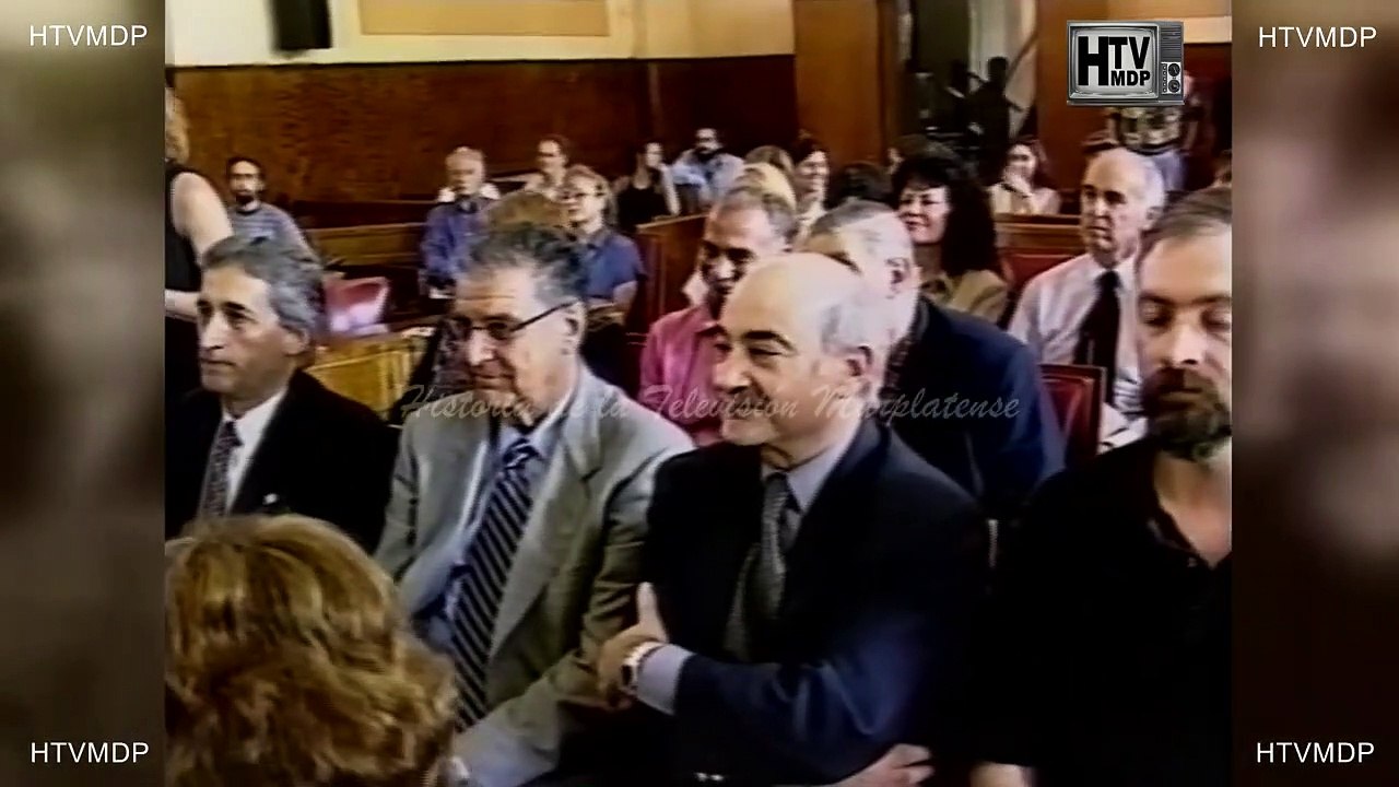 ERNESTO SABATO DECLARADO VISITANTE ILUSTRE DE MAR DEL PLATA  04-12-1999