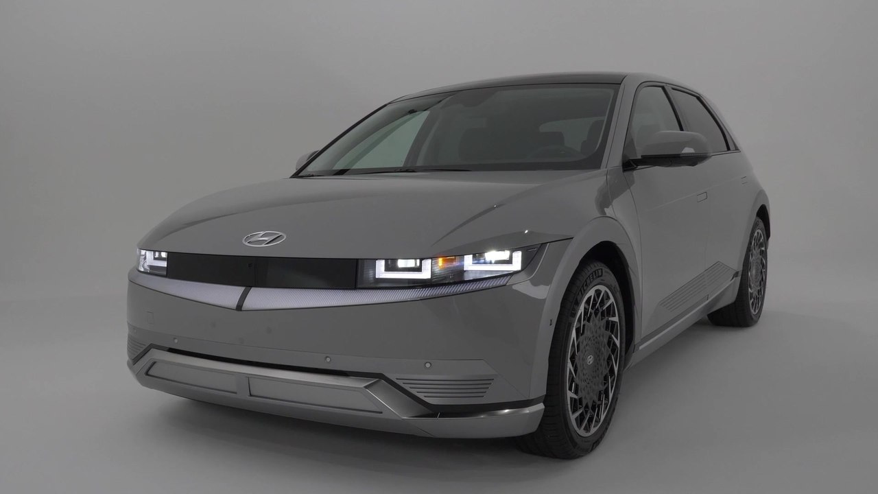 Hyundai IONIQ 5 mit den Paketen DYNAMIQ, TECHNIQ und UNIQ individualisierbar