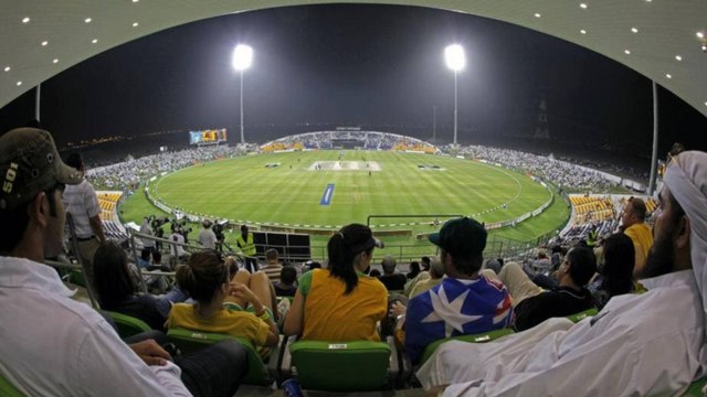 IPL 2021: 50% Crowd In UAE For The Second Phase Of IPL 2021? | Oneindia Telugu