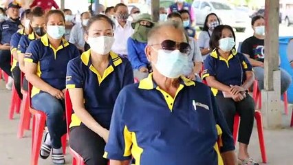 ประภัตร รมช. เกษตรและสหกรณ์เดินหน้าโครงการส่งเสริมอาชีพแจกกล้าพริกเกษตรกรสู้โควิด