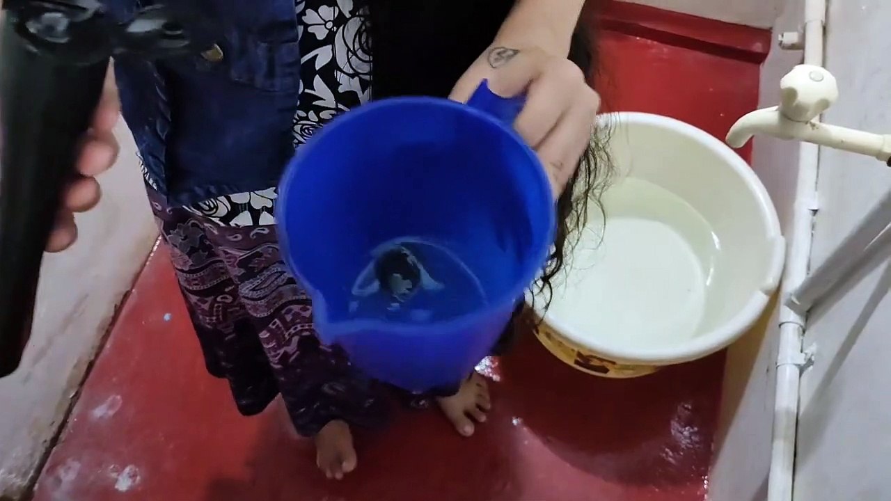 LONG HAIR OILING, MASSAGING,SHAMPOO WASHING, HAIR DUNK, FRONT TOP BUN[REQUESTED VIDEO]
