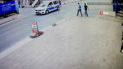 Nefes kesen polis-hırsız kovalamacası kamerada: 2 gözaltı