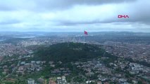 İSTANBUL'DA KARA BULUTLAR ÇAMLICA KULESİ'NDEN GÖRÜNTÜLENDİ