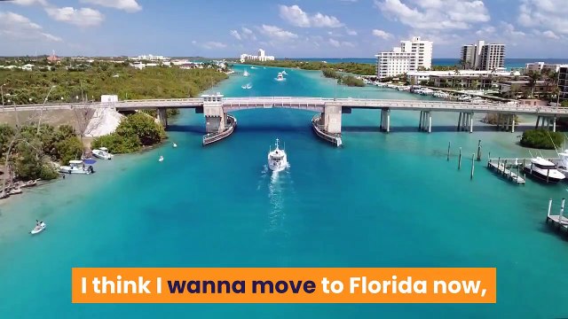 Rebel Wilson showed off her beach body while celebrating Memorial Day