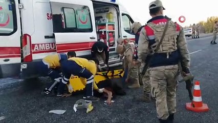 Sığınmacıları taşıyan minibüs takla attı: 2 ölü, 25 yaralı