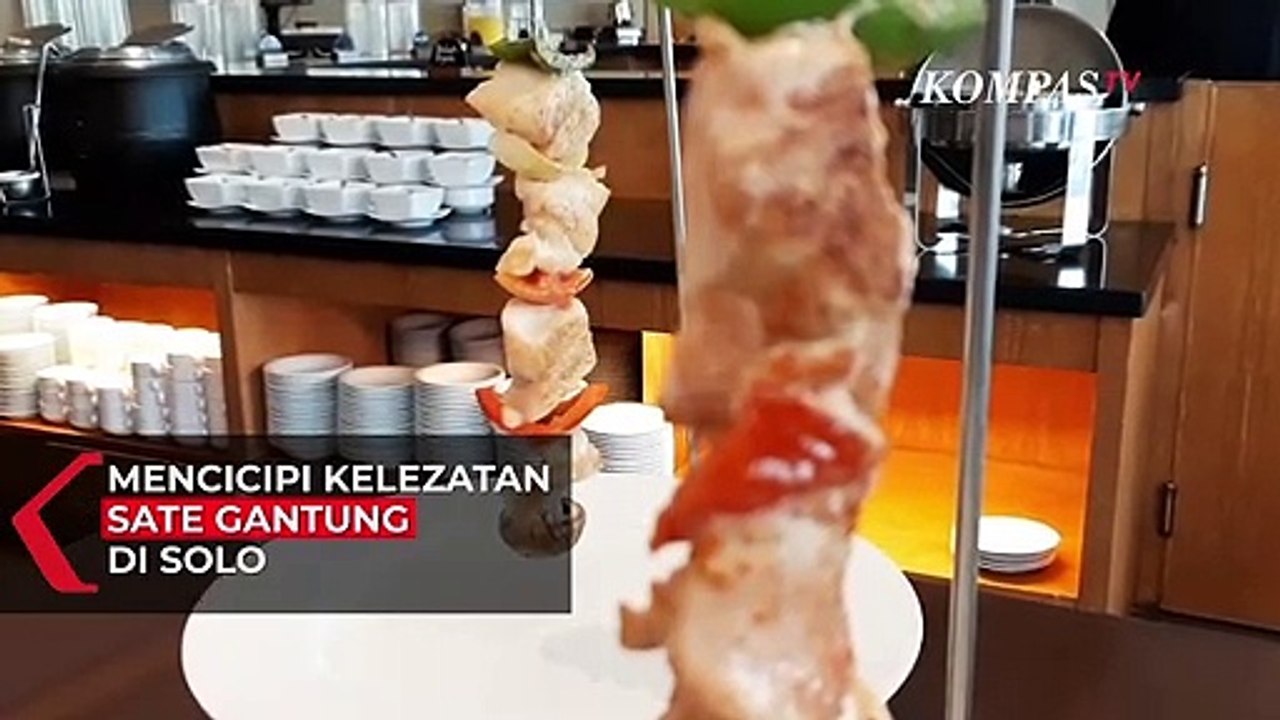 Mencicipi Kelezatan Sate Gantung di Solo, Jawa Tengah